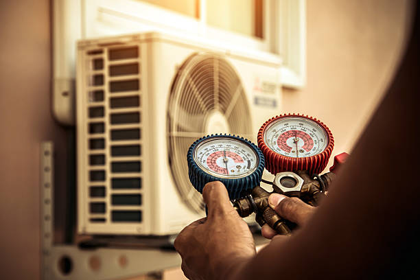 Professional Heat Pump Repair technician working in Glen Allen, VA